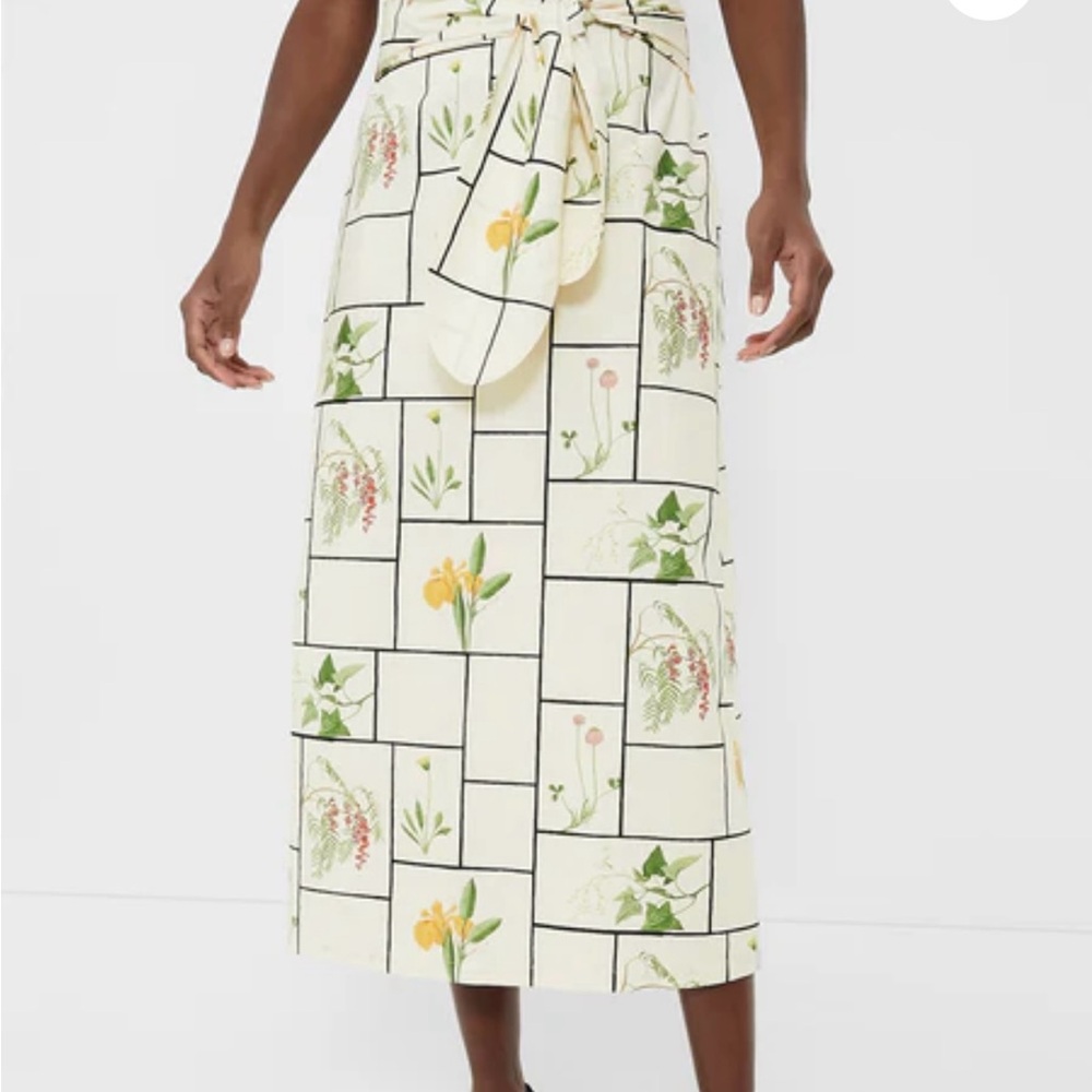 Tuckernuck Cream Floral Grid Midi Skirt